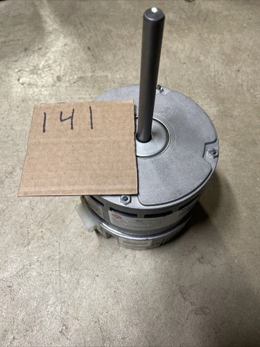 Goodman V176 M055PWCVT-0344 1/2 HP 120/240V Blower Motor 0131M00270 CW LE used