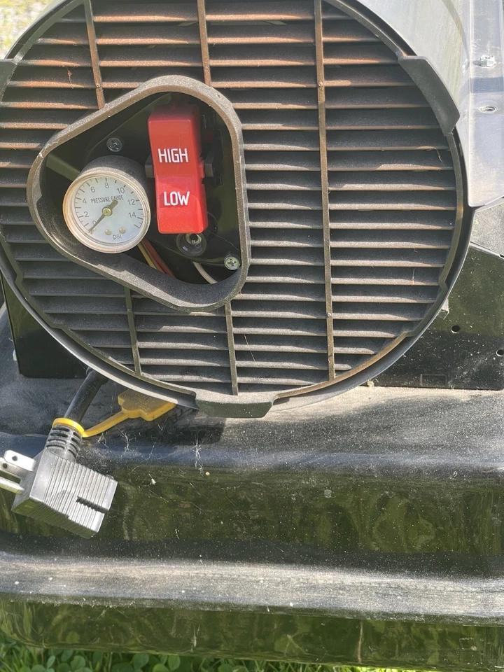 Dyna-Glo Deluxe Diesel Forced Air Heater 180 to 220K BTU. - Image 4 of 4