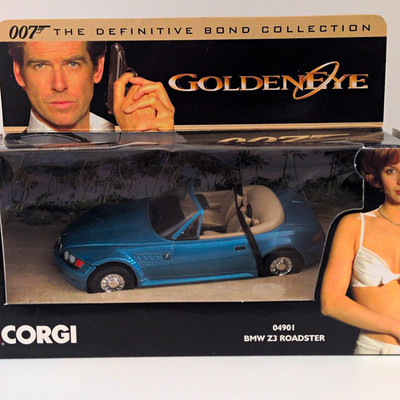 Corgi 007 Definitive Bond Collection BMW Z3 Roadster 1:43 Diecast Blue