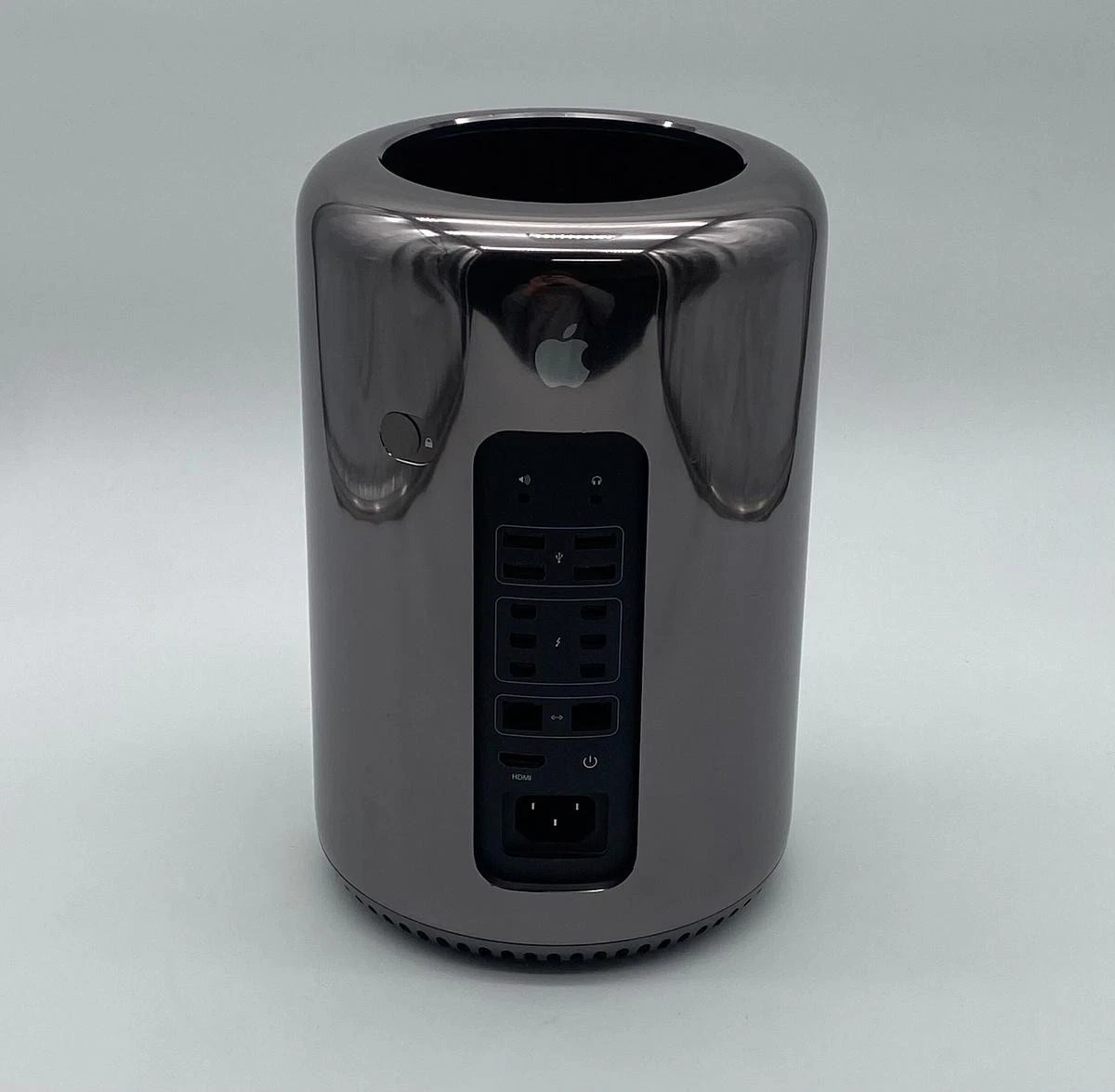Apple Mac Pro 2013 Apple Desktops & All-In-One Computers for sale