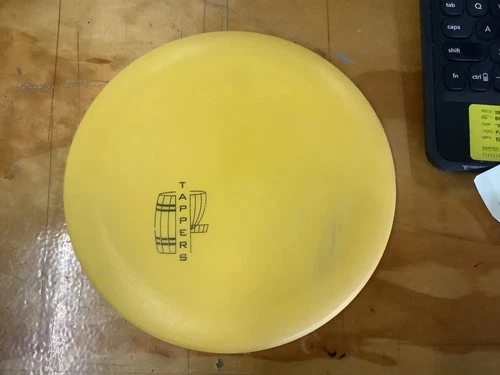 DiscMania D-Line P2  170 gram golf disc innova made 2 ring Tappers stamp