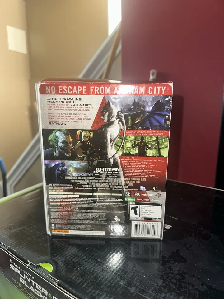 Batman: Arkham City -- Collector's Edition (Microsoft Xbox 360, 2011) - Image 4 of 4