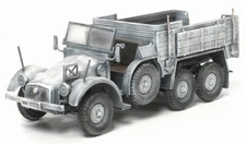 Dragon Armor 60501 Kfz.70 6x4 Personnel Carrier Winter Camo 1/72 Scale Model