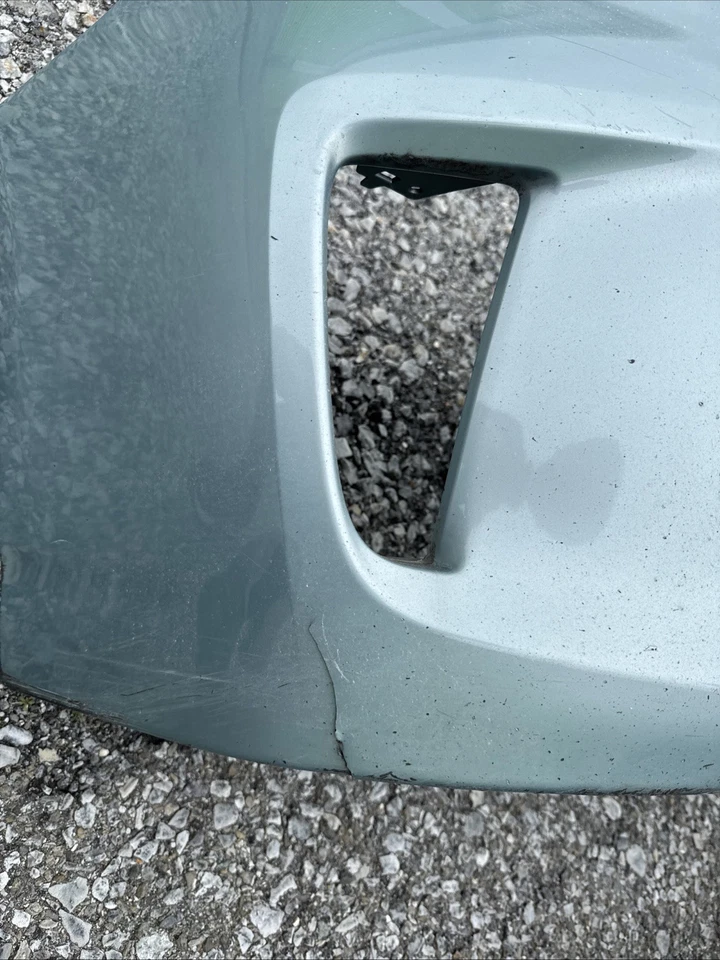 Cubierta del parachoques delantero OEM Toyota Prius 2012 2013 2015 Foto 4 de 4