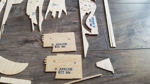 Early Vintage Sterling Piper Apache Balsa Wood Model Airplane Kit M-4 Box/parts - Picture 8 of 8