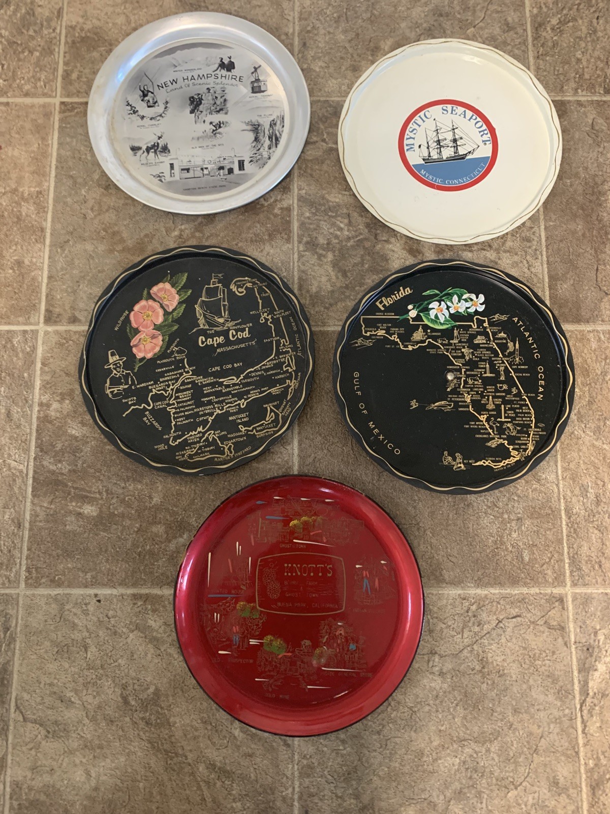 Vintage Souvenir Tray Collection (5) Cape Cod, NH, Knotts Berry, FL, Mystic