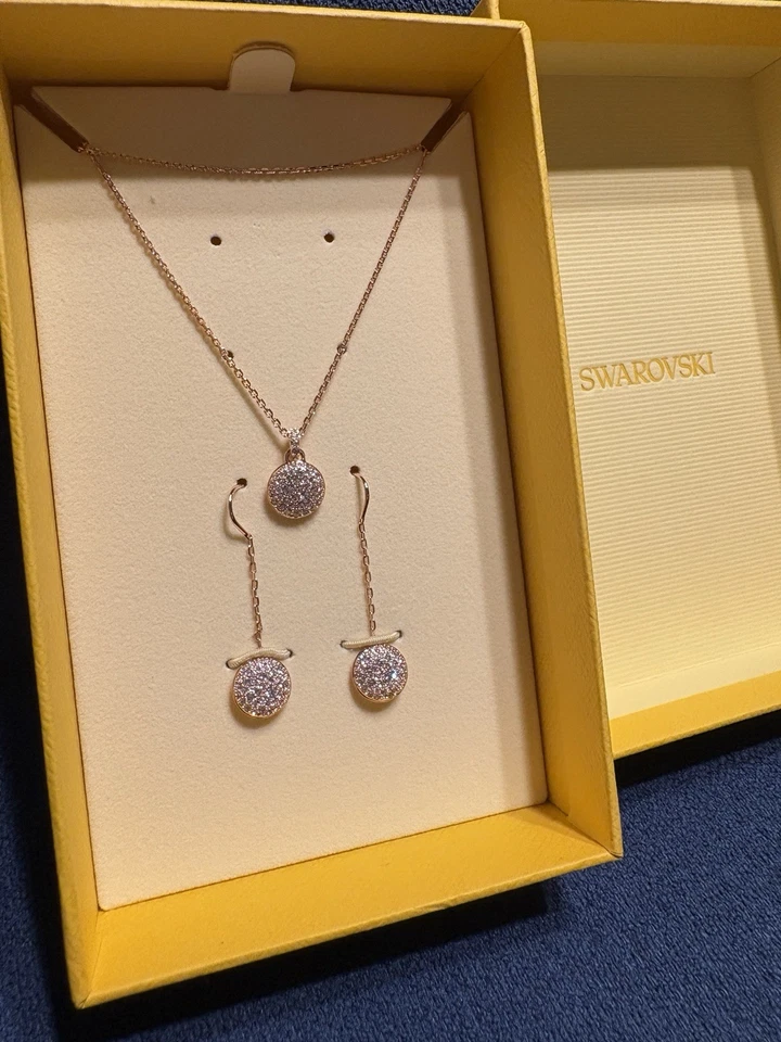 Juego de collar pendiente SWAROVSKI Meteora en oro rosa Foto 2 de 4