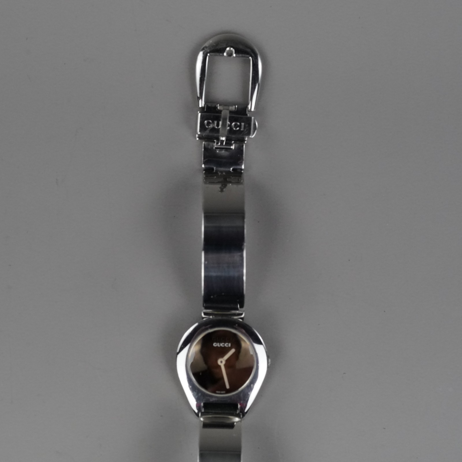 GUCCI Vintage Women's Watch 6700L Silver 27mm Vintage New Battery 0105015 thumbnail 16