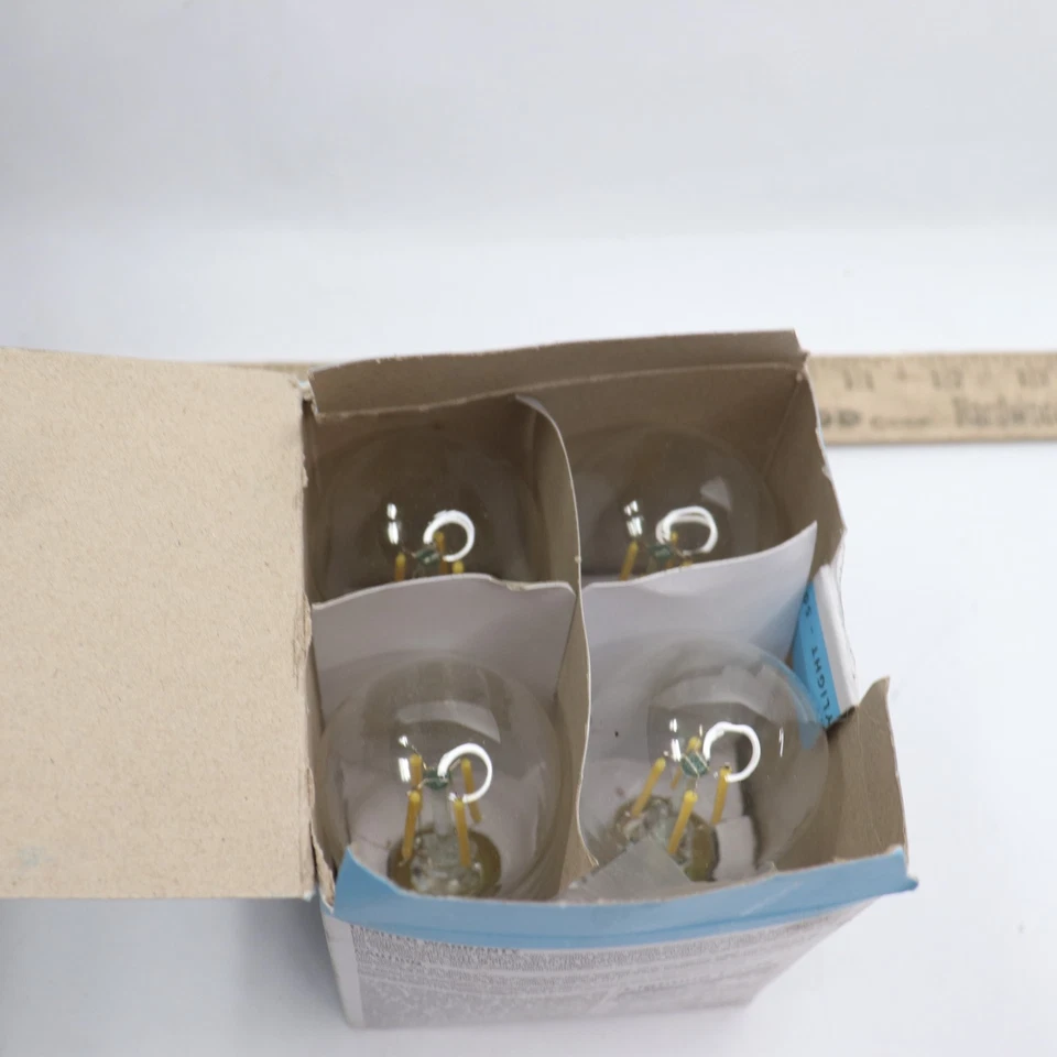 (4-Pk) Feit Dimmable Straight Filament LED Light Bulb 5000K 40W Equivalent - Image 3 of 4