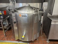 GROEN EE-60 60-GALLON STEAM JACKETED FLOOR  KETTLE 480V 3PHASE - EXCELLENT COND.