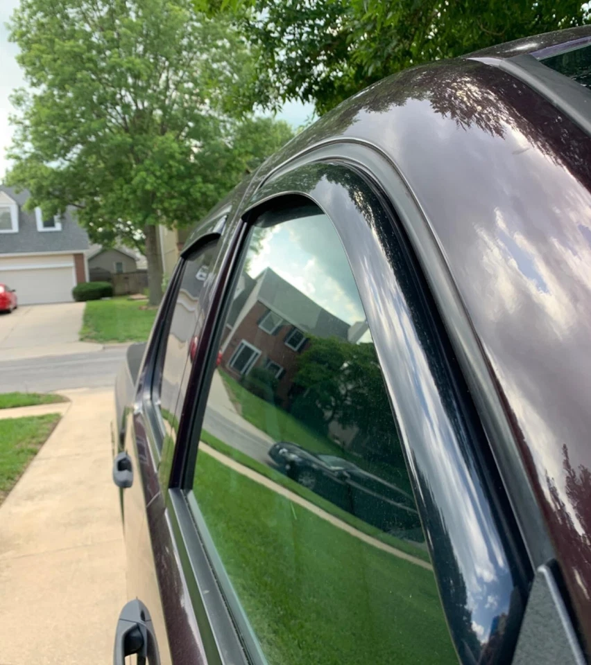 Protectores de lluvia en canal AVS 194515 para Silverado 2008-2013 doble cabina y suburbano Foto 3 de 4