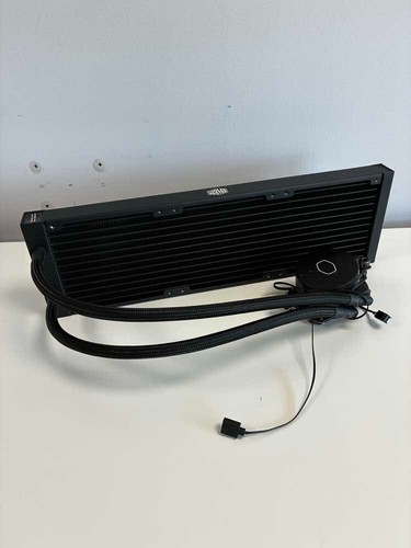 Cooler Master MasterLiquid 360L Core ARGB Intel/AMD CPU Liquid Cooler - Black - Picture 3 of 7