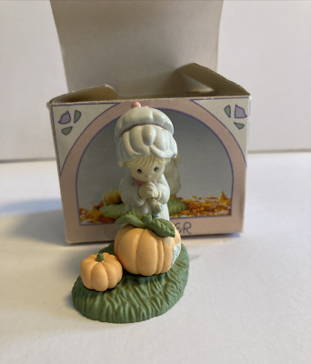 Precious Moments October Miniature Monthly Figurine 1989 Girl Pumpkin #573884