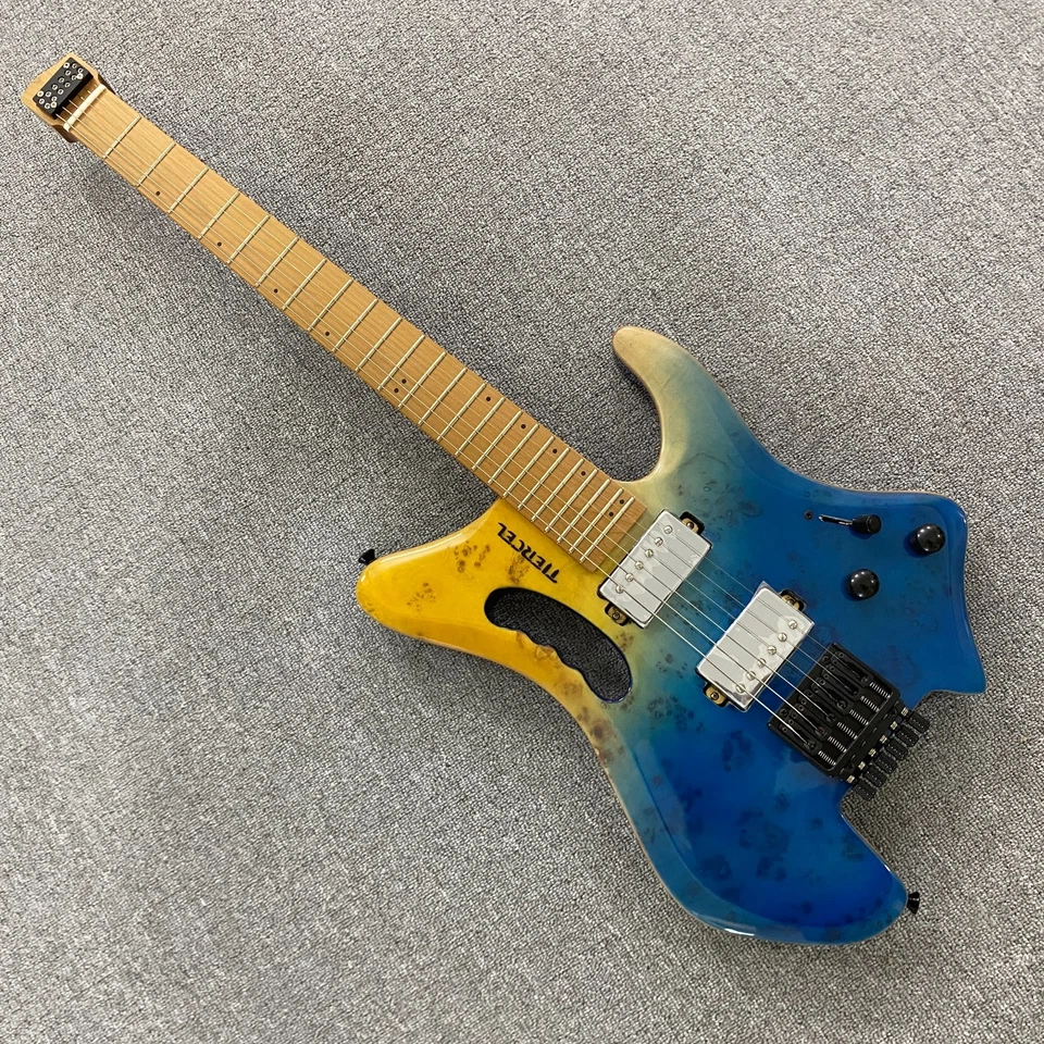 Low-price sale of Headless electric guitar with chrome hardware and 6 strings - Image 2 of 4