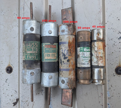 One-time fuse, dual-element time delay old/new stock 5-pack