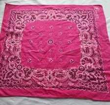 VTG Pink Color Fast Paisley Bandana Handkerchief 100% Cotton Poly RN13962 USA 