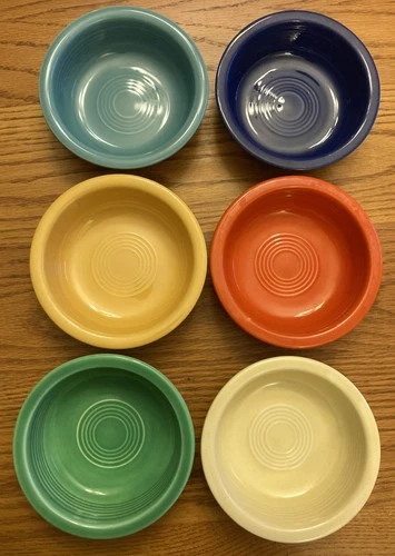Vintage Fiestaware - 5 1/2" fruit bowl set in all 6 original colors - (1936-69)