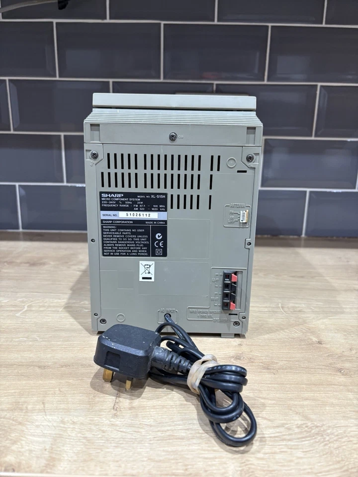 SHARP XL-S15 Micro Hifi System - Radio, Cassette, CD WORKING CASSETTE DOOR STUCK - Image 4 of 4