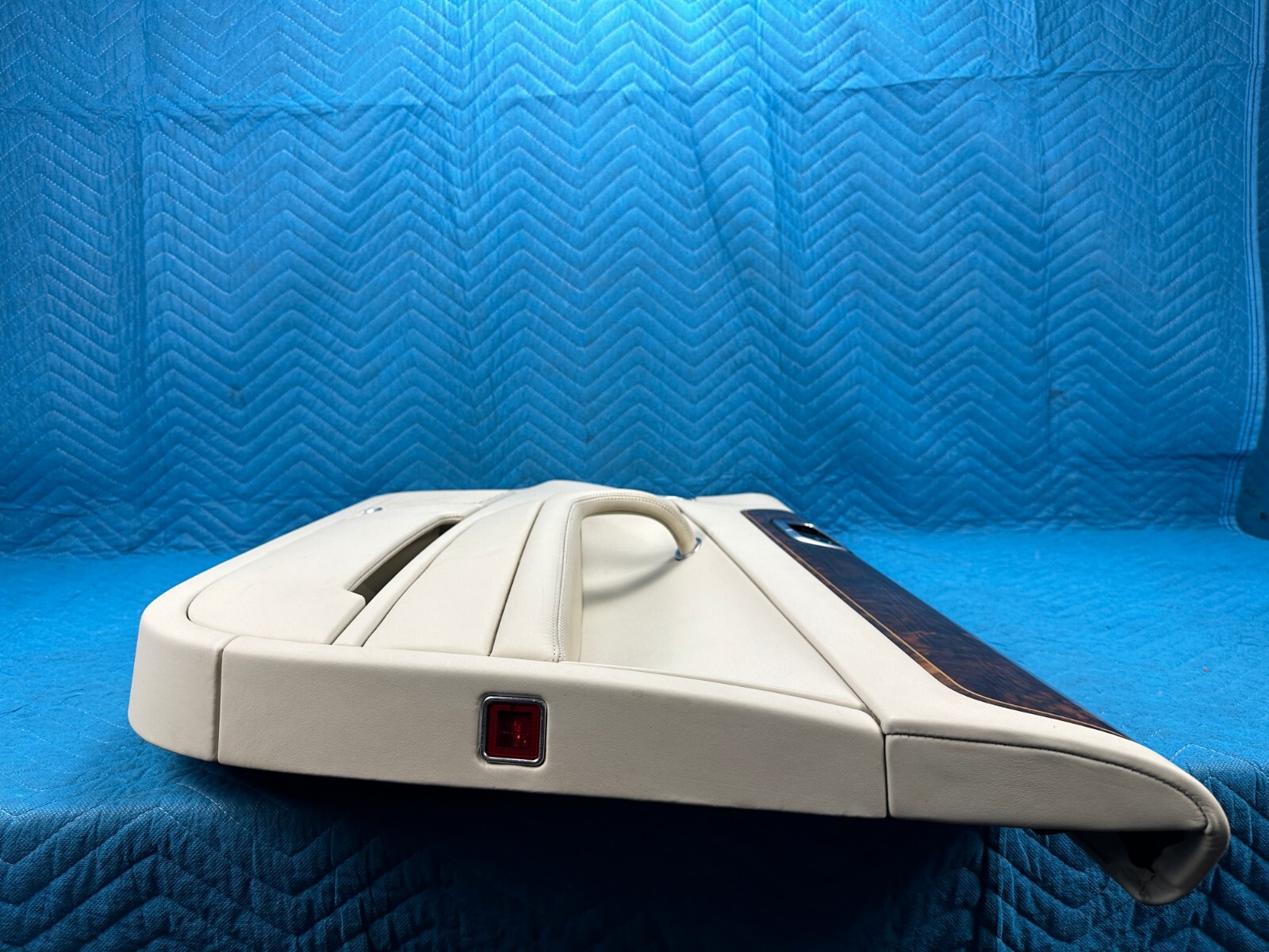 Bentley Flying Spur Front Passenger's Door Inner Trim Panel Ivory 2006-2012 OEM