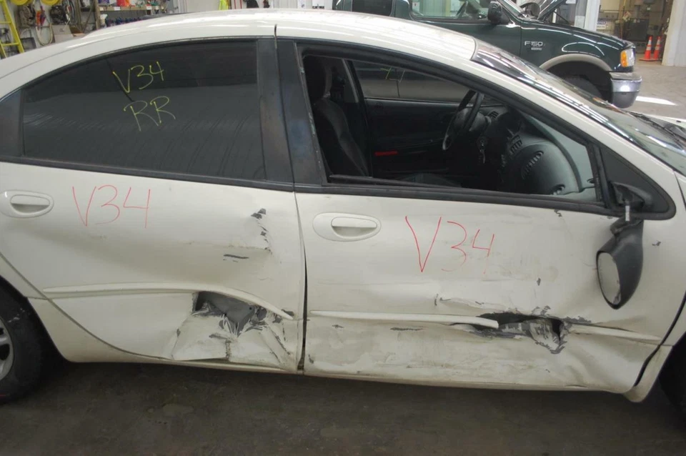 Brazo de control inferior OEM para intrepid delantero derecho bajo Foto 3 de 4