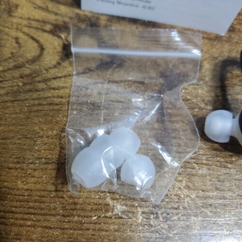 Bluetooth Earbuds D030 Wireless Earbuds Bluetooth 5.0 IPX4 Low Latency Headphone - Picture 4 of 10
