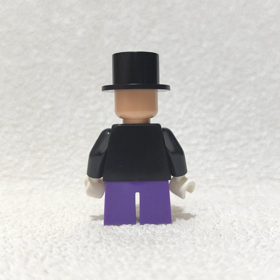 LEGO Batman vintag Minifigure The Penguin 7885 7783 Dark Purple Short Legs - Image 4 of 4