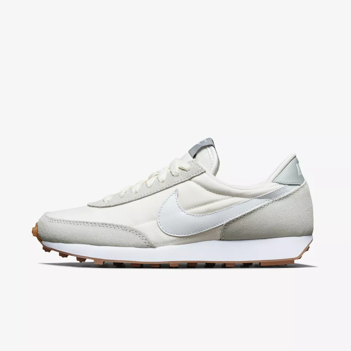 Nike daybreak best sale sneakers