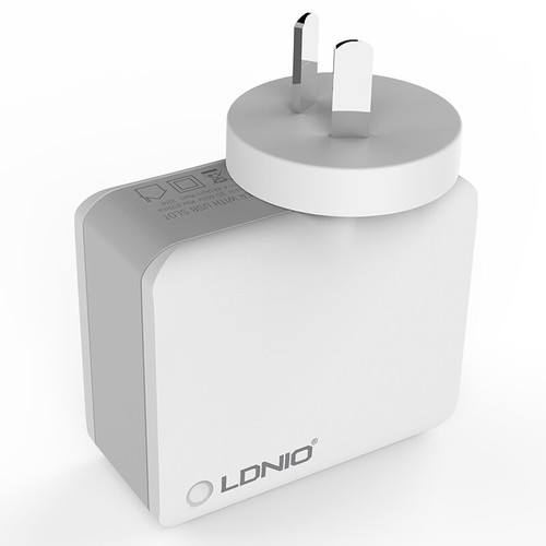 Smart Travel Charger 4.4A 4 x USB Ports AU Plug 22W SYDNEY STOCK 1 YEAR WARNTTY - 第 2/14 張圖片