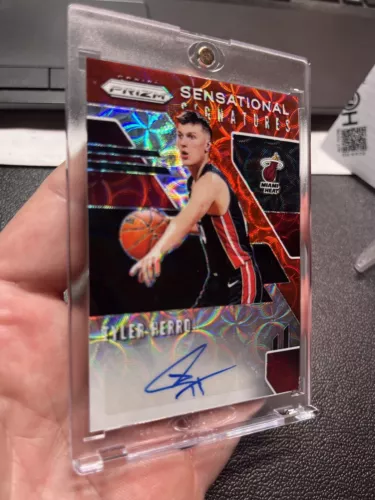 2019-20 Panini Prizm Tyler Herro Sensational Signatures Red Choice Rookie Auto!!