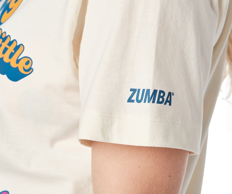 新作♪男女兼用 ズンバ Zumba I Get By Tee - Shimmer Ivory Zumba I Get By Unisex Tee - Ivory ~ XS/S M/L XL/XXL ~ New