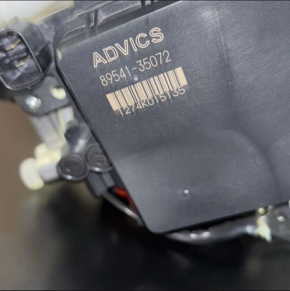 Toyota FJ Cruiser 2007 cilindro maestro Foto 3 de 4