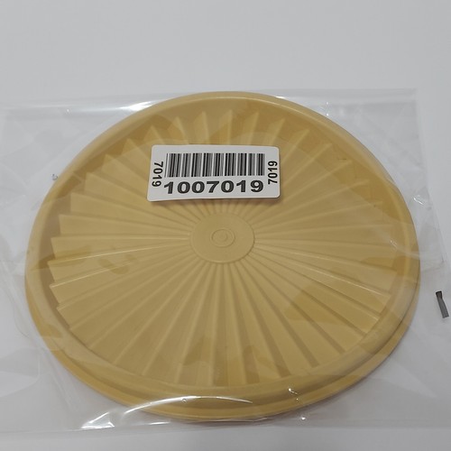 Vintage Tupperware Replacement Lid Servalier #808 Harvest Gold 6 inches - Picture 5 of 5