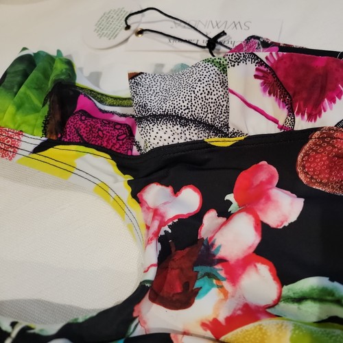 Swiminista X Christian Lacroix Girls Tropical Fruit print size 4 - Picture 8 of 17