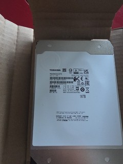 Toshiba MG08ACA16TE 16 TB Enterprise / NAS Festplatte SATA TOP!