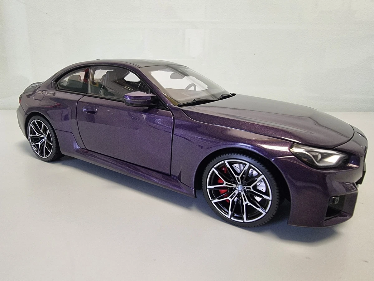 MINICHAMPS BMW 1:18 Contemporary Manufacture Diecast Cars, Trucks