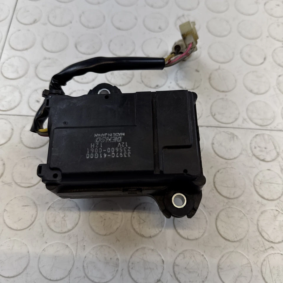 09 10 11 12 2009 2012 Kawasaki Ninja Zx6r válvula de escape servo motor fabricante de equipamento original - Imagem 2 de 4