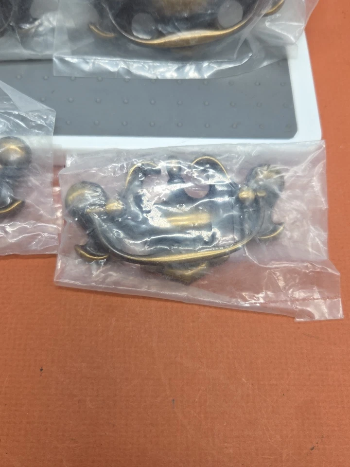 Conjunto de 6 gavetas seladas vintage estilo Chippendale metal puxa ouro cobre escuro - Imagem 3 de 4