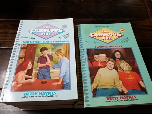 Lot (27) The Fabulous Five by Betsy Haynes - Picture 4 of 14
