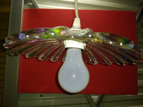 Baccarat crystal chandelier iridiscent circa 1940s.very Chic . perfect condition - 第 1/12 張圖片