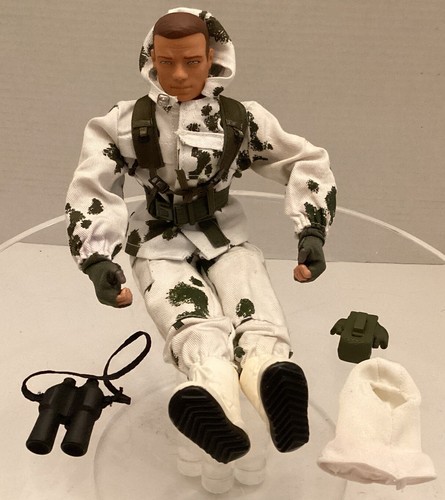 Vintage 21st Century Toys 1998 G.I. Joe Action Figure 12 inches -with Accesories