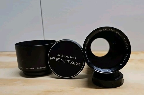 Super Multi-Coated Takumar 1:4/200 Lens Both Caps, Built In Hood - 第 1/3 張圖片