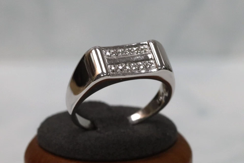 Anillo con racimo de diamantes de oro blanco - talla X1/2 - sello del Reino Unido Foto 4 de 4