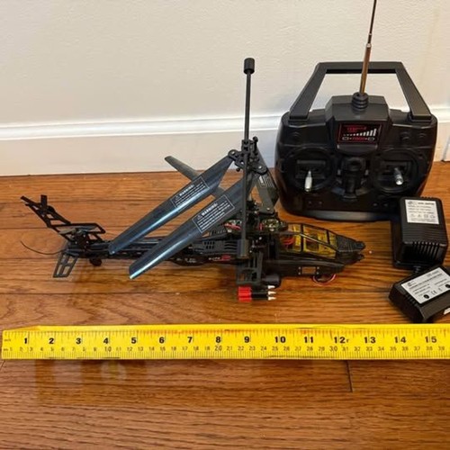 Electric Remote Control Helicopter - Apache, RC with Charger RTF - Picture 8 of 9