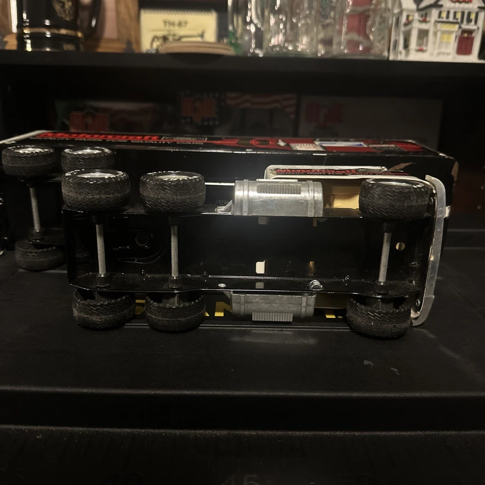 Nylint Ford MOTORCRAFT Highway 18 Wheeler Semi in Box 9116-z - Image 2 of 4