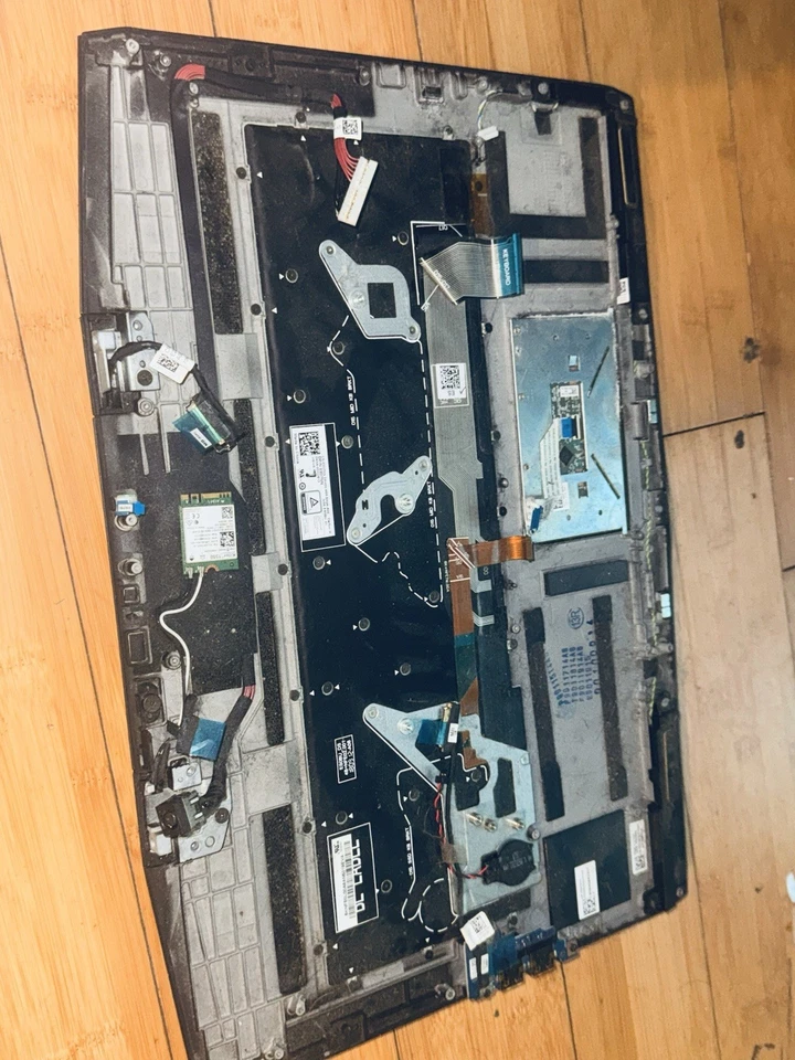 Laptop - Image 3 of 4