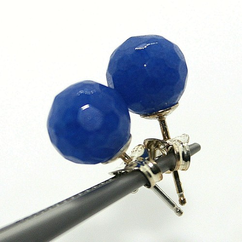 Tachuelas facetadas redondas de cuarcita azul de 8 mm redondas de plata de ley .925 ¡NUEVAS! - Imagen 3 de 4