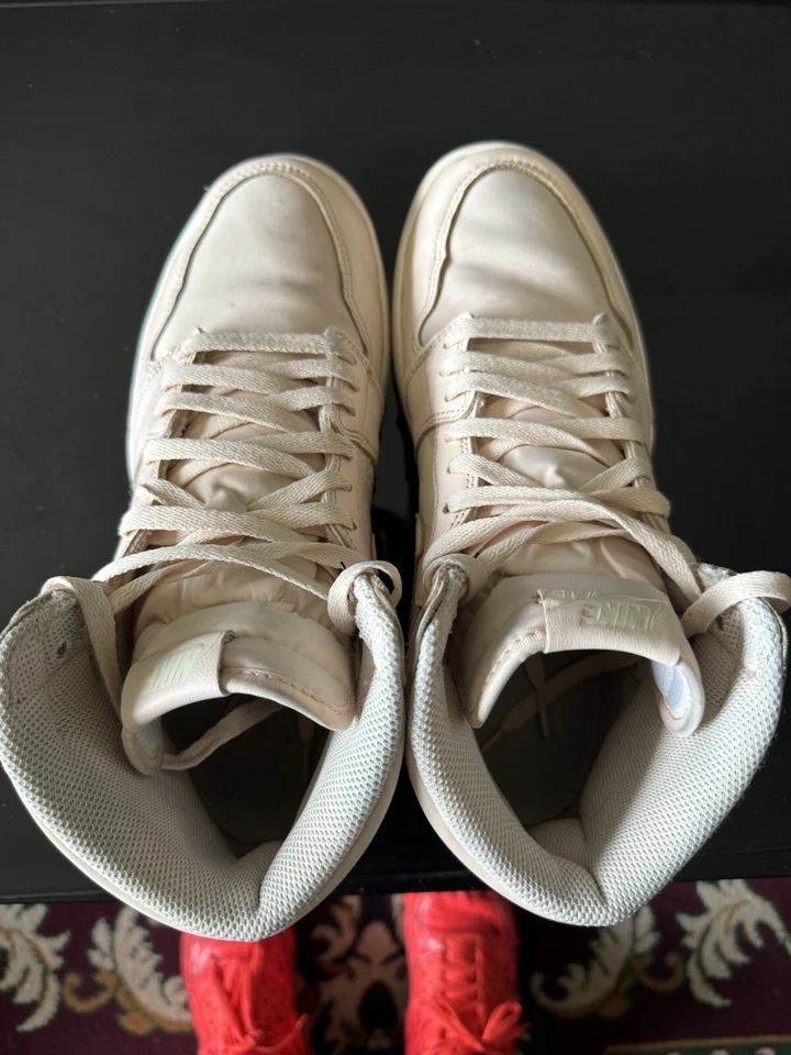 Nike Air Jordan 1 retrô alto OG Guava Ice 2018 tamanho 10.5 - 555088-801 - Imagem 2 de 4