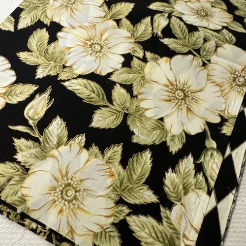 Keepsake Quilting Medley of the Month Evening Elegance 6 fat Quarters - Picture 2 of 7
