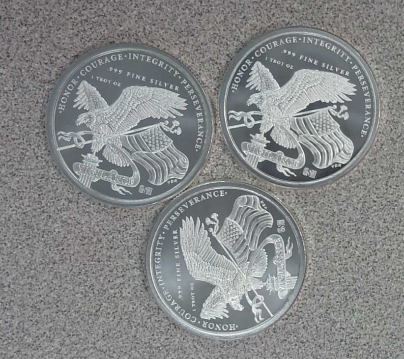 Colorized Alien Invasion 1 Oz .999 Silver Whitehouse In Capsule AREA 51 - Foto 3