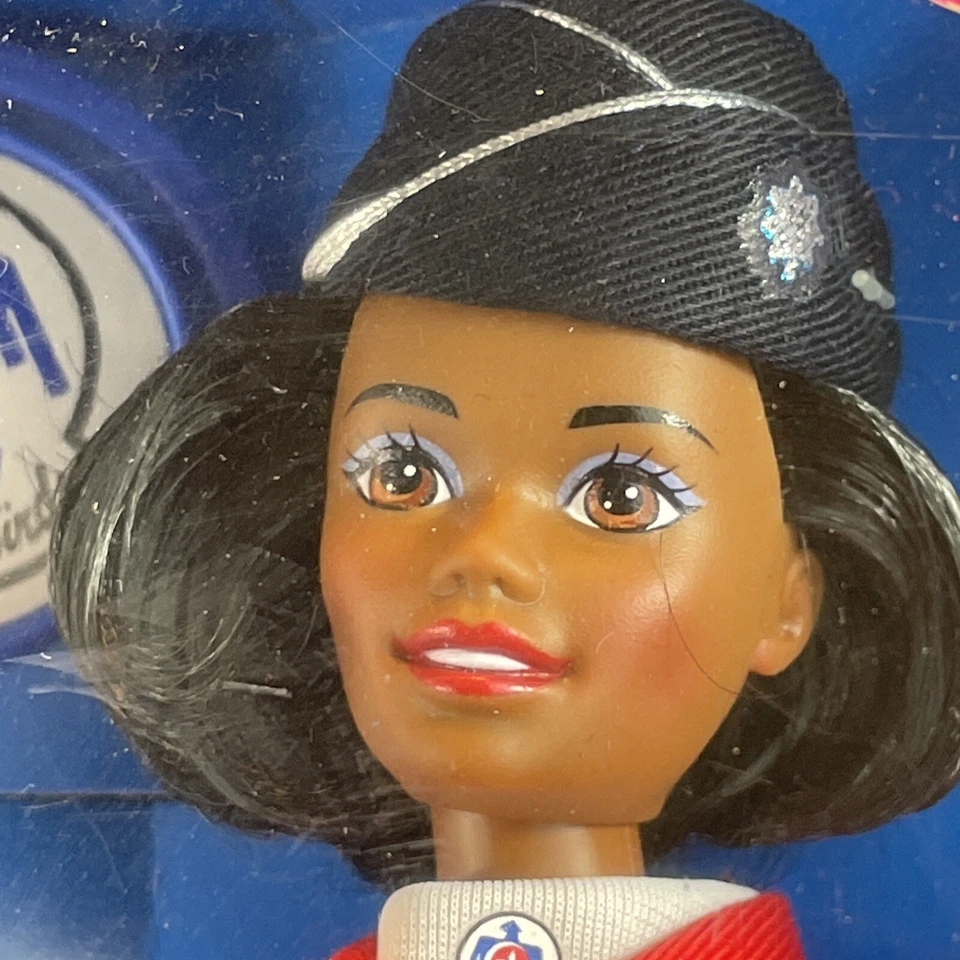 Barbie Mattel #11553 1993 Fuerza Aérea Afroamericana Thunderbirds Especial Nueva en Caja Foto 4 de 4